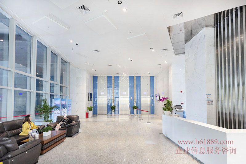 廣電文創(chuàng)中心 出租均價(jià):99元/平米/月 地鐵10號(hào)線【坂田線】冬瓜嶺地鐵站D口步行200米 大堂圖片