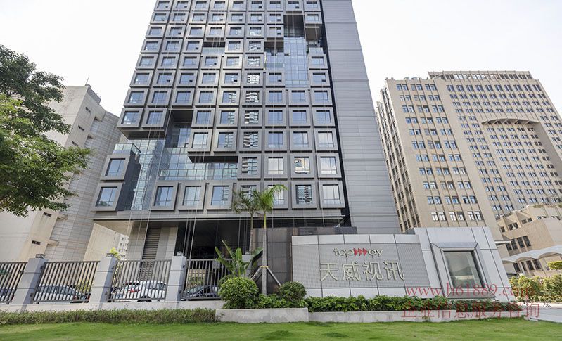 廣電文創(chuàng)中心 出租均價(jià):99元/平米/月 地鐵10號(hào)線【坂田線】冬瓜嶺地鐵站D口步行200米 周邊環(huán)境圖片