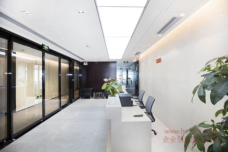 新世界商務(wù)中心 證券交易所+廣深港高鐵站旁 5A甲級寫字樓 裝修好 全辦公家私 出租 裝修圖片