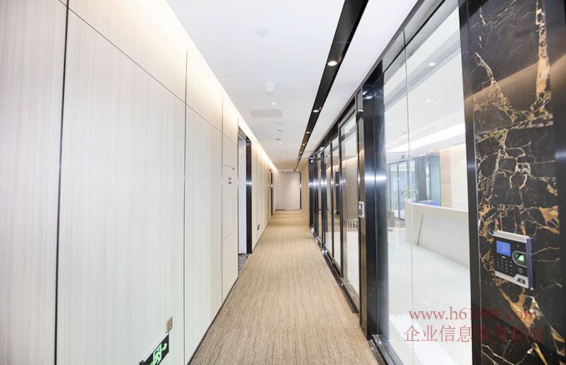 新世界商務(wù)中心 證券交易所+廣深港高鐵站旁 5A甲級寫字樓 裝修好 全辦公家私 出租 公共區(qū)域圖片