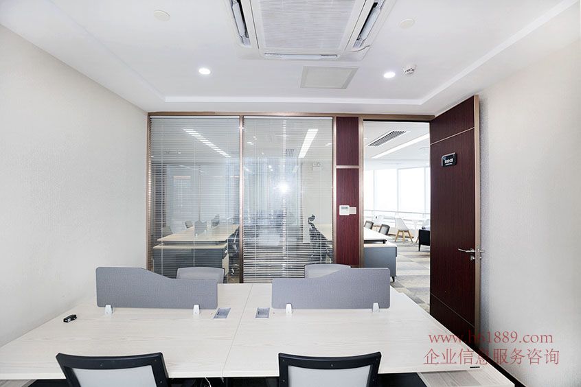 財(cái)富大廈(時(shí)代財(cái)富大廈)24小時(shí)空調(diào) 電梯口 全辦公家私 海景 三面采光 財(cái)富大廈(時(shí)代財(cái)富大廈)裝修圖片