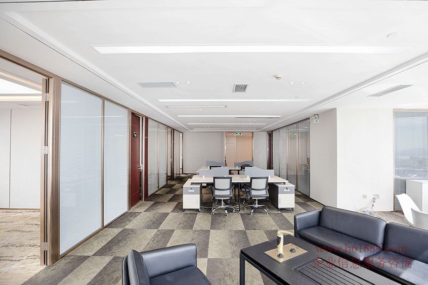 財(cái)富大廈(時(shí)代財(cái)富大廈)24小時(shí)空調(diào) 電梯口 全辦公家私 海景 三面采光 財(cái)富大廈(時(shí)代財(cái)富大廈)裝修圖片