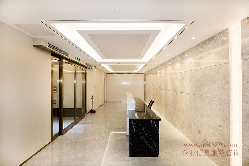 財(cái)富大廈(時(shí)代財(cái)富大廈)24小時(shí)空調(diào) 電梯口 全辦公家私 海景 三面采光 財(cái)富大廈(時(shí)代財(cái)富大廈)裝修圖片