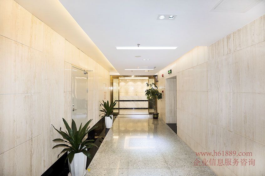 財(cái)富大廈(時(shí)代財(cái)富大廈)24小時(shí)空調(diào) 電梯口 全辦公家私 海景 三面采光 財(cái)富大廈(時(shí)代財(cái)富大廈)公共區(qū)域 裝修圖片